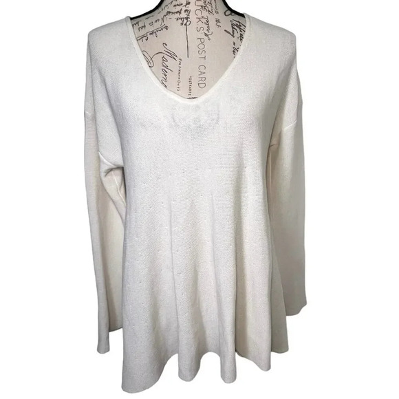 Very J, size M, Linen Angora blend ruffle bodice Deep V Bell long sleeve tunic ￼ - Picture 1 of 8